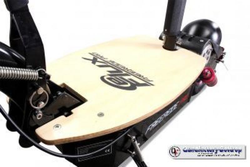 E-Scooter eFlux Freeride PRO 1600 Watt 48 V mit LED Licht, Freilauf, 13x5-6 Reifen E-Scooter eFlux Freeride PRO 1600 Watt 48 V mit LED Licht, Freilauf, 13x5-6 Reifen