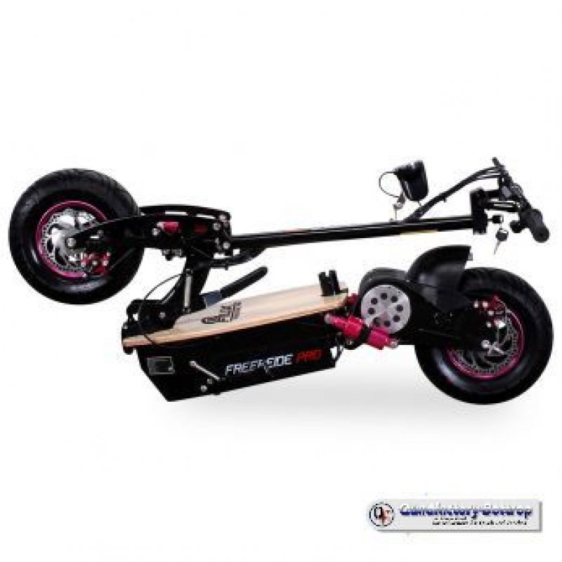 E-Scooter eFlux Freeride PRO 1600 Watt 48 V mit LED Licht, Freilauf, 13x5-6 Reifen E-Scooter eFlux Freeride PRO 1600 Watt 48 V mit LED Licht, Freilauf, 13x5-6 Reifen