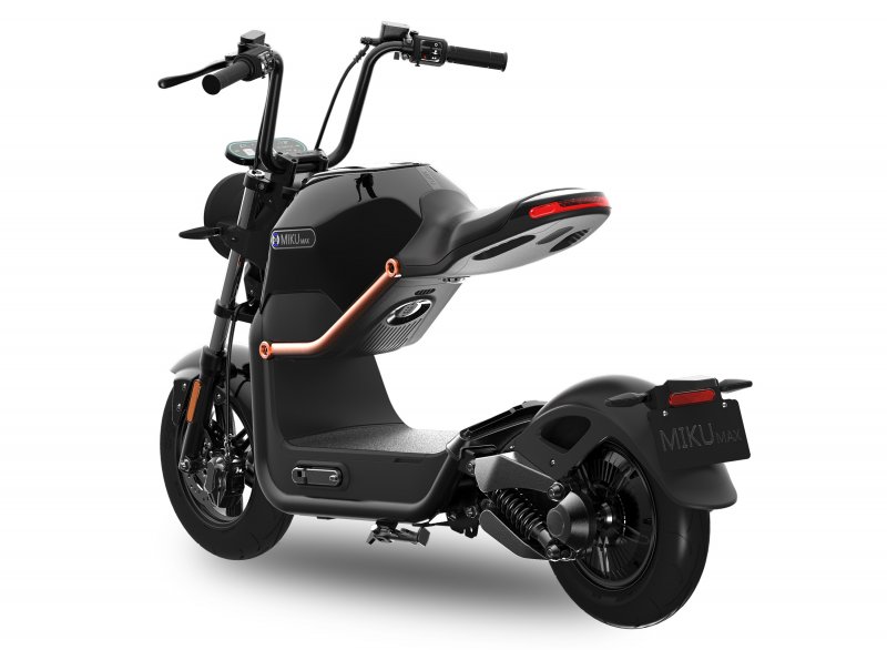 Miku Max 800 W, 45 km/h, 20 Ah Litium-lonen mit Straßenzulassung Miku Max 800 W, 45 km/h, 20 Ah Litium-lonen mit Straßenzulassung