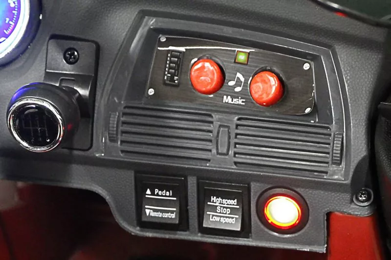 Elektroauto BMW X6 Lizenziert - Ledersitz, 2 x 45 Watt Motor Elektroauto BMW X6 Lizenziert - Ledersitz, 2 x 45 Watt Motor