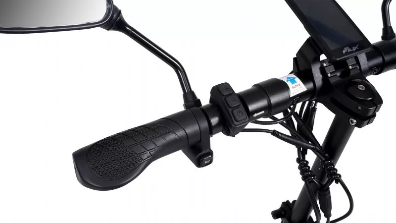 eFlux Lite Six E-Scooter 1000 Watt mit Straßenzulassung, 40 km/h, verstellbarer Sitz, Lithium-Akku eFlux Lite Six E-Scooter 1000 Watt mit Straßenzulassung, 40 km/h, verstellbarer Sitz, Lithium-Akku
