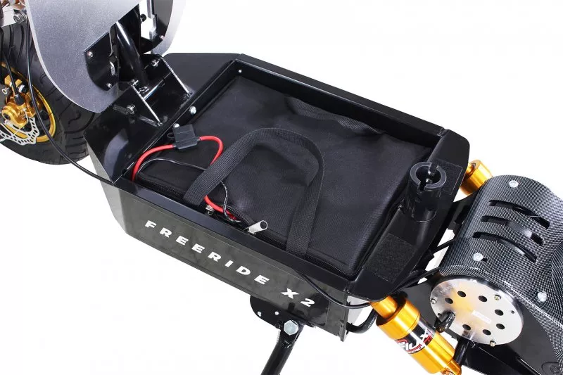 eFlux Freeride X2 2000 Watt 60 Volt mit Straßenzulassung eFlux Freeride X2 2000 Watt 60 Volt mit Straßenzulassung