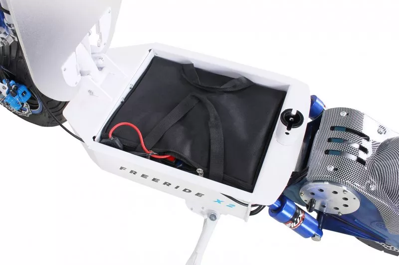 eFlux Freeride X2 2000 Watt 60 Volt mit Straßenzulassung eFlux Freeride X2 2000 Watt 60 Volt mit Straßenzulassung