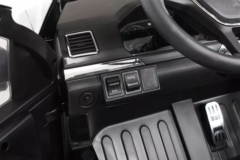 Kinder Elektroauto VW Amarok Lizenziert 2 x 35 Watt , Ledersitz, EVA Reifen Kinder Elektroauto VW Amarok Lizenziert 2 x 35 Watt , Ledersitz, EVA Reifen
