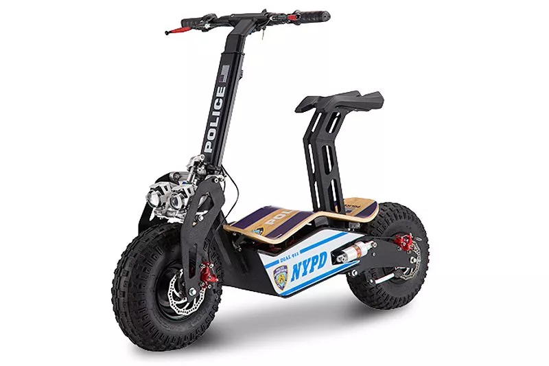Velocifero 810W 48V EEC MAD Elektro Scooter 6 Zoll Brushless Motor Velocifero 810W 48V EEC MAD Elektro Scooter 6 Zoll Brushless Motor